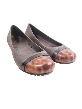 Crocs Women's Size 9 Cap Toe Ballet Flat Brown